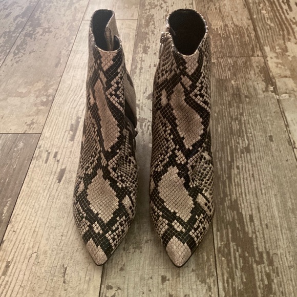 Marc Fisher Bootie - Picture 1 of 7